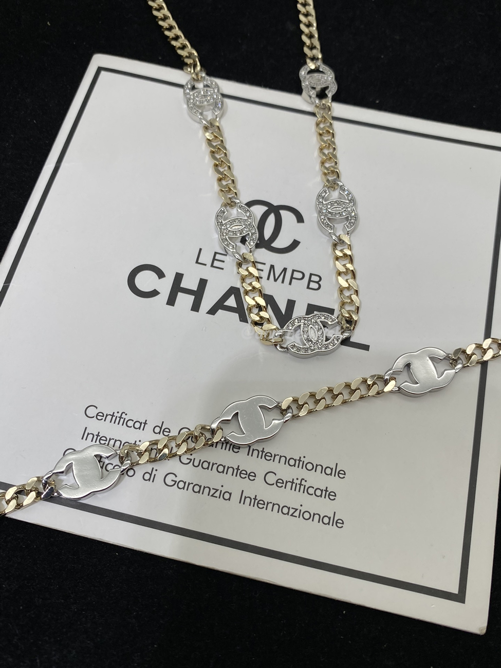 Chanel Pre Owned Cc Diamond Pendant Necklace (1) - www.newkick.org